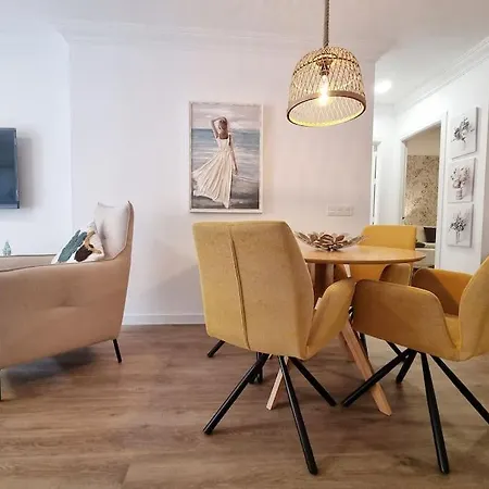 Lägenhet Beachside Escape *