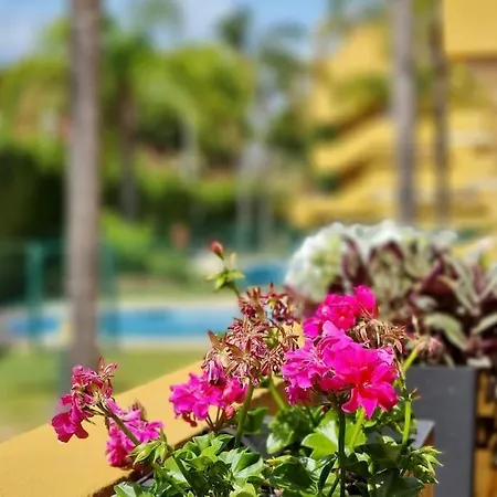 شقة Beachside Escape ماربيا